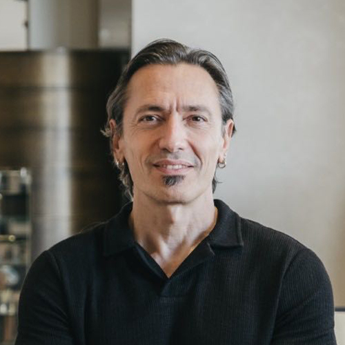 YKY Yazarları İstanbul Kitapçısı’nda – Kerem Işık